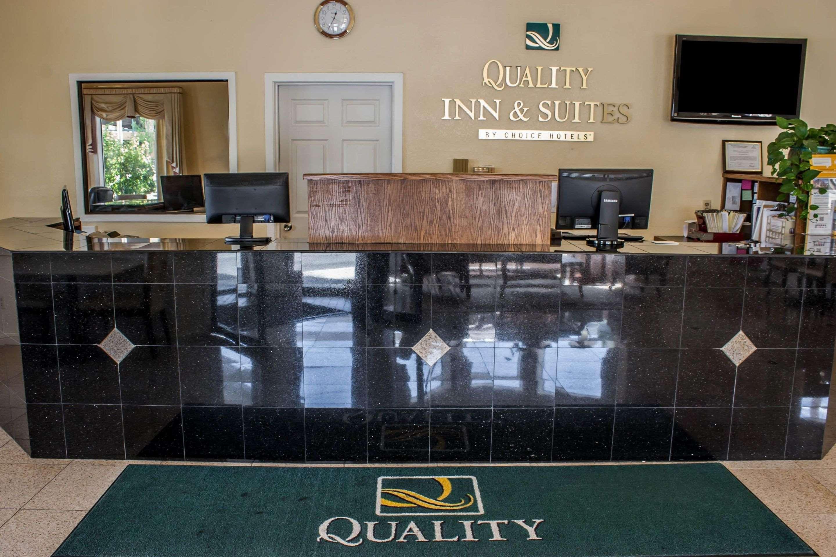 Quality Inn & Suites Fife Seattle Exterior photo